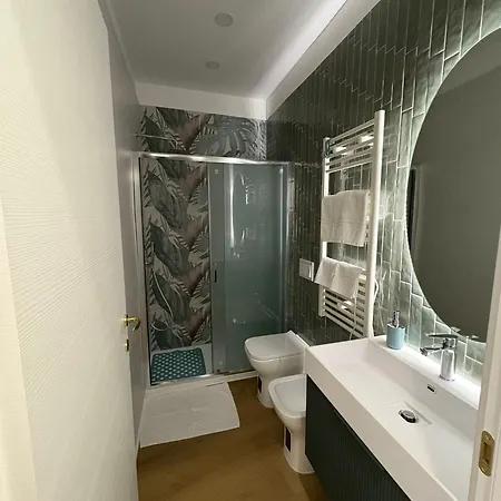 Alojamento de Acomodação e Pequeno-almoço Le 2 Sorelle Luxury 3*
