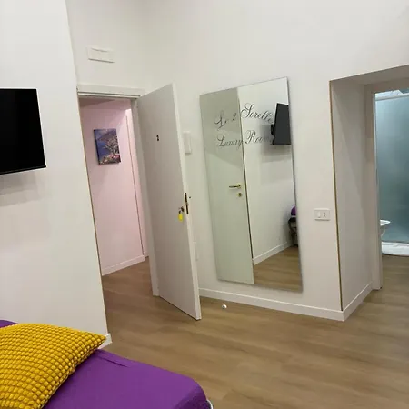 Le 2 Sorelle Luxury Alojamento de Acomodação e Pequeno-almoço Nápoles