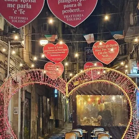 Le 2 Sorelle Luxury ベッド・アンド・ブレックファスト ナポリ