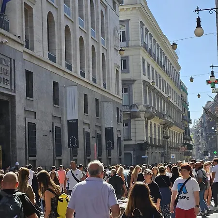 ベッド・アンド・ブレックファスト Le 2 Sorelle Luxury ナポリ