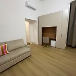 לינה וארוחת בוקר Le 2 Sorelle Luxury נאפולי